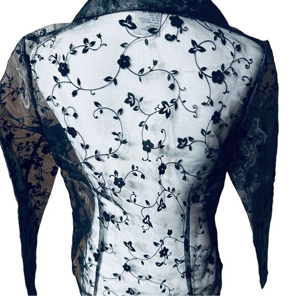 I.N.Studio Black Sheer Embroidered Top Sz Medium Petite - Picture 5 of 8